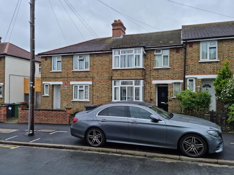 3 bed terraced house for sale in Priors Croft, London E17, £570,000