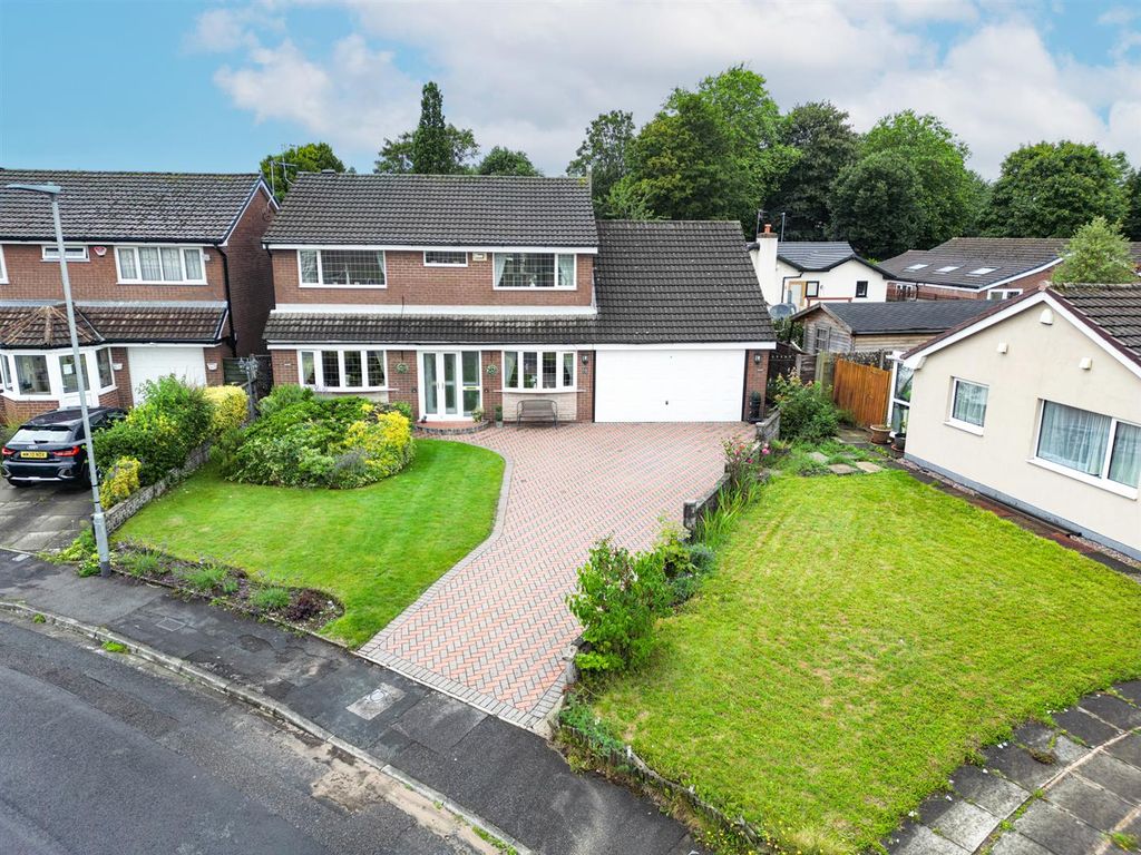4 bed detached house for sale in Red Waters, Leigh WN7, £425,000