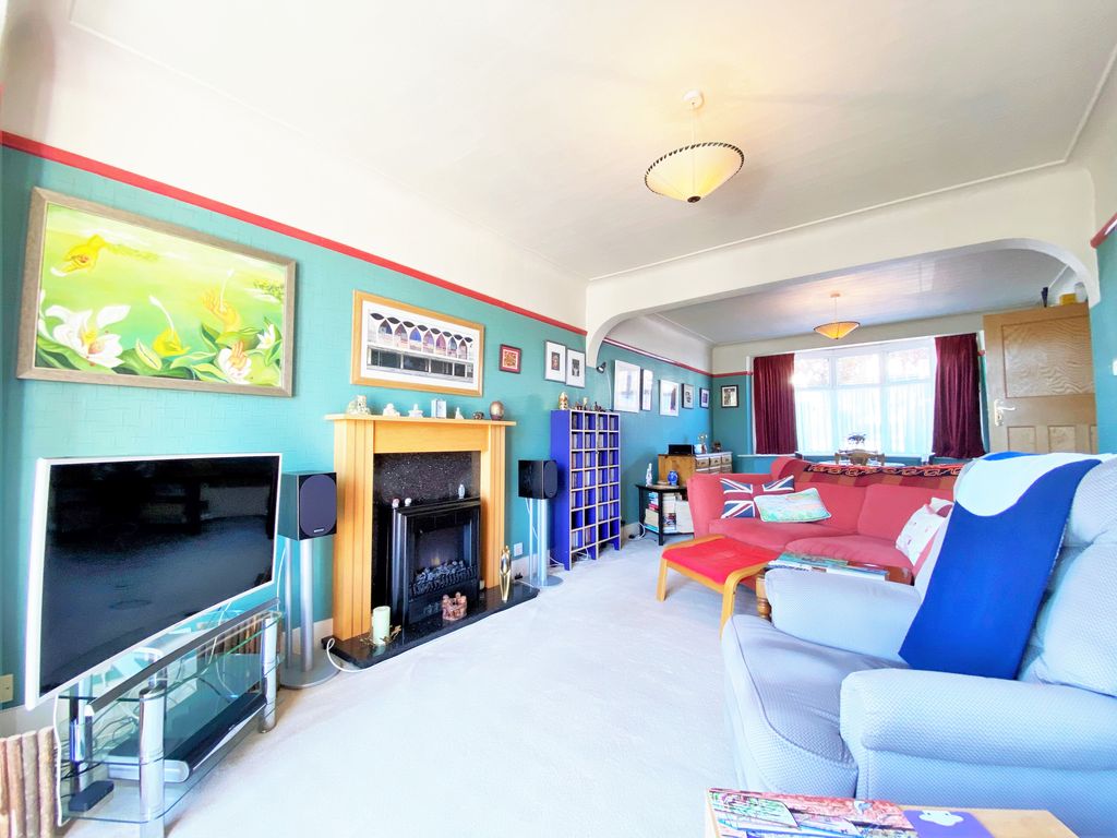 3 bed terraced house for sale in Woodfield Drive, East Barnet EN4, £550,000
