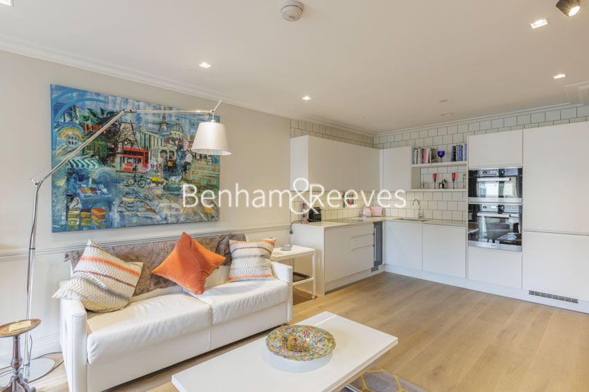 1 bed flat to rent in Crisp Road, Hammersmith W6, £2,600 pcm