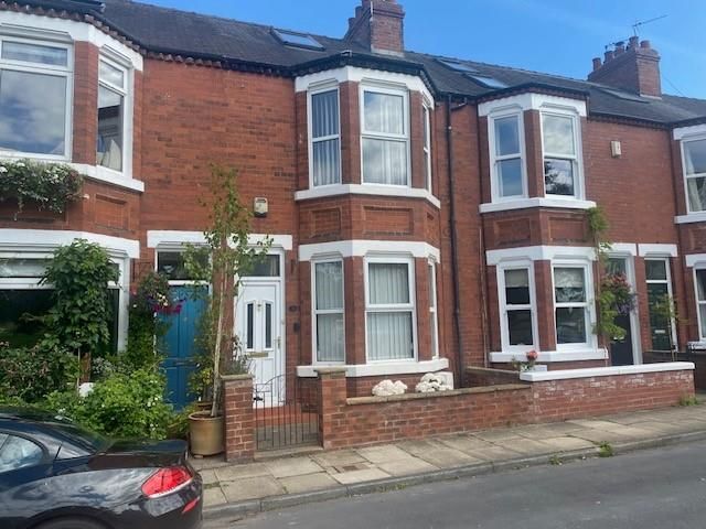 3 bed terraced house for sale in Knavesmire Crescent, York YO23, £450,000