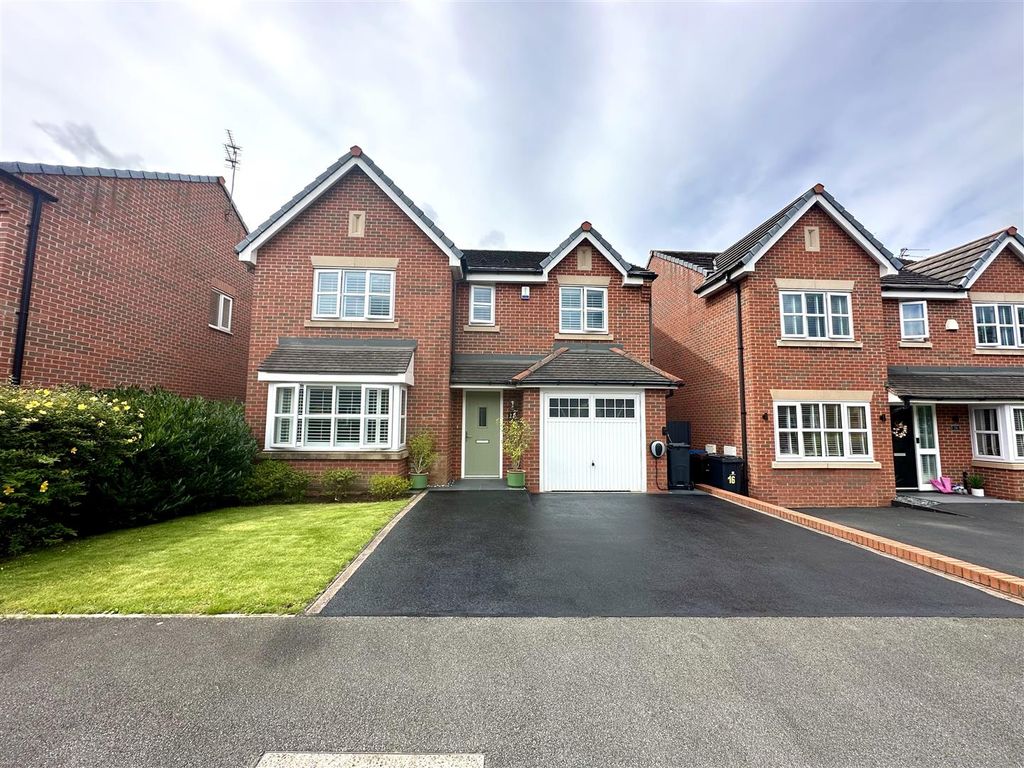 4 bed detached house for sale in Earle Avenue, Huyton, Liverpool L36, £415,000