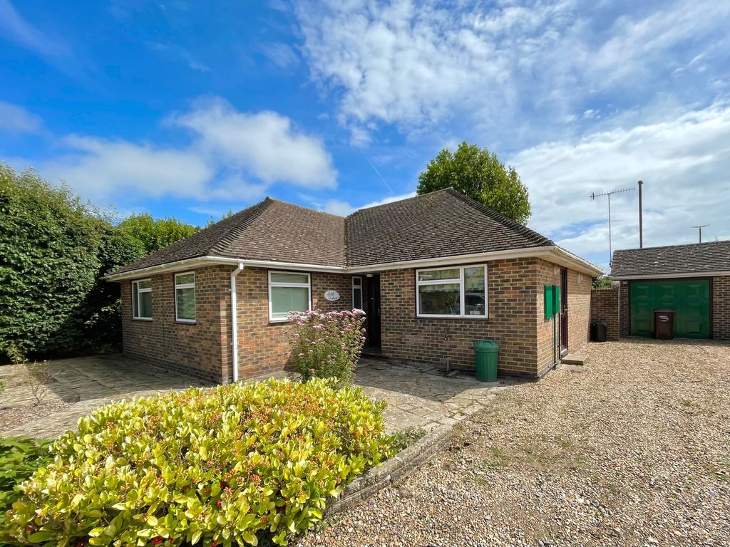 3 bed detached bungalow for sale in Stonefields, Rustington, West Sussex BN16, £575,000