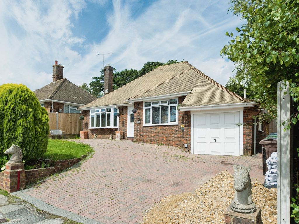 5 bed bungalow for sale in Eden Drive, Bexhill-On-Sea TN39, £650,000