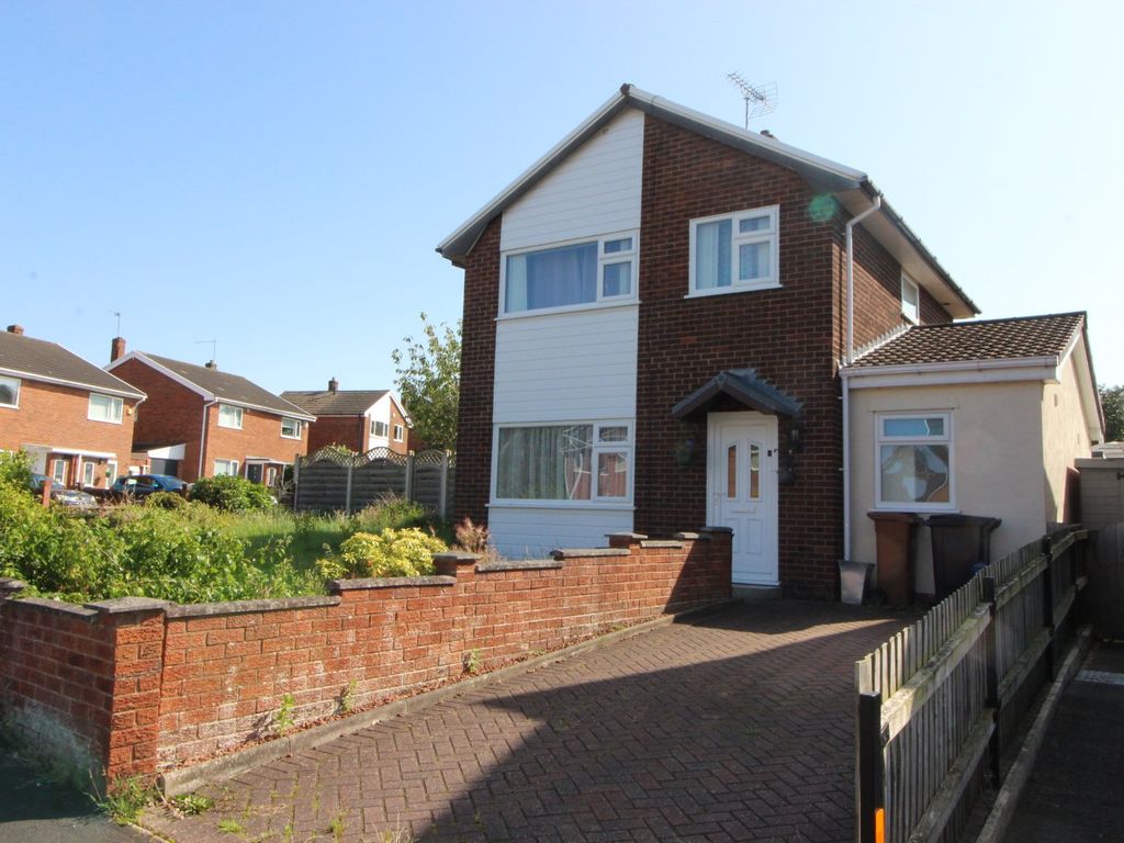 3 bed detached house for sale in Viking Way, Connah