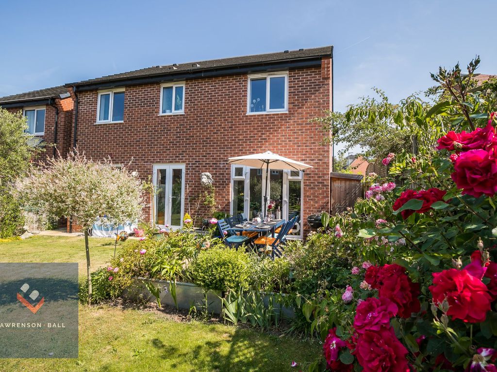 4 bed detached house for sale in Blackbird Court, Kelsall CW6, £500,000