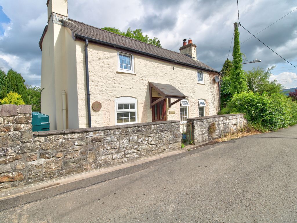 2 bed detached house for sale in Mill Lane, Govilon, Abergavenny NP7, £425,000