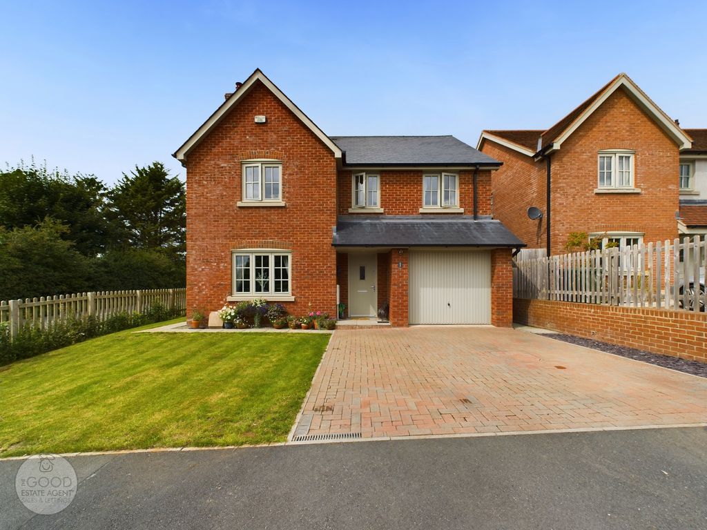 4 bed detached house for sale in Englands Field, Hereford HR1, £415,000