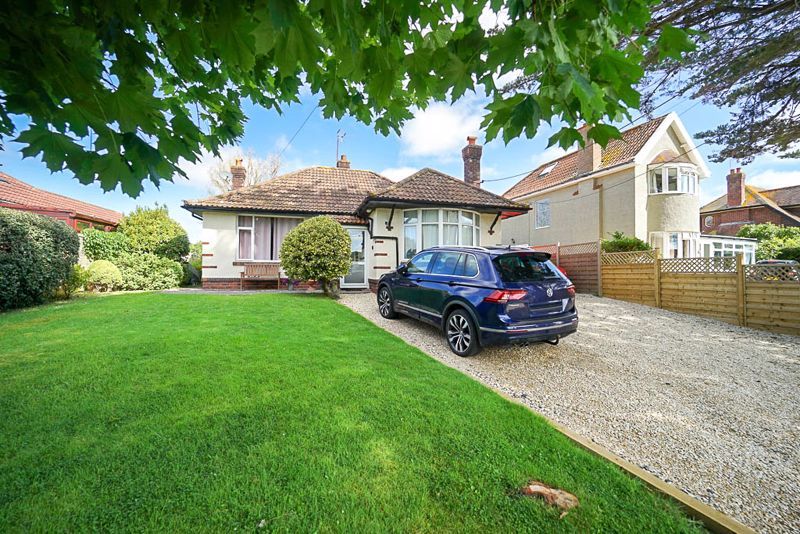 3 bed detached bungalow for sale in Old Banwell Road, Locking, Weston-Super-Mare BS24, £390,000