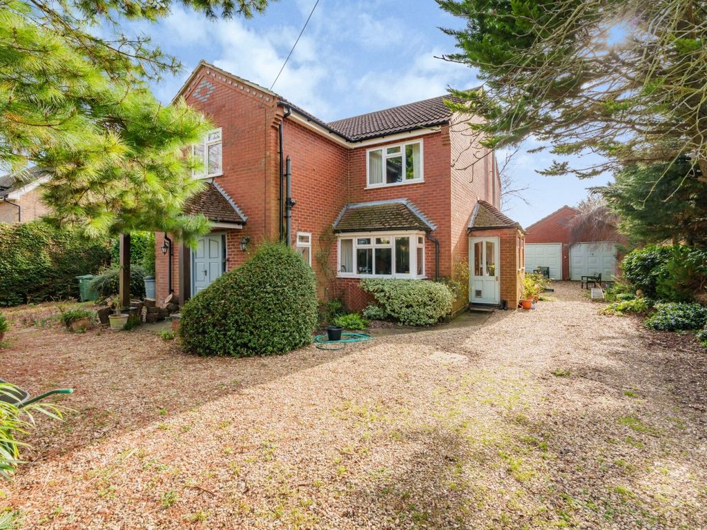4 bed detached house for sale in Millthorpe, Aslackby Fen, Sleaford NG34, £495,000