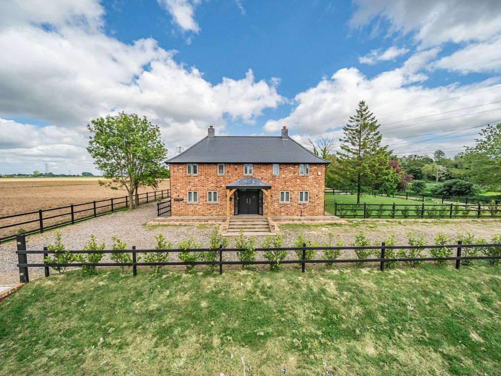 3 bed detached house for sale in Sutton Road, Four Gotes, Tydd Gote, Cambridgeshire PE13, £525,000