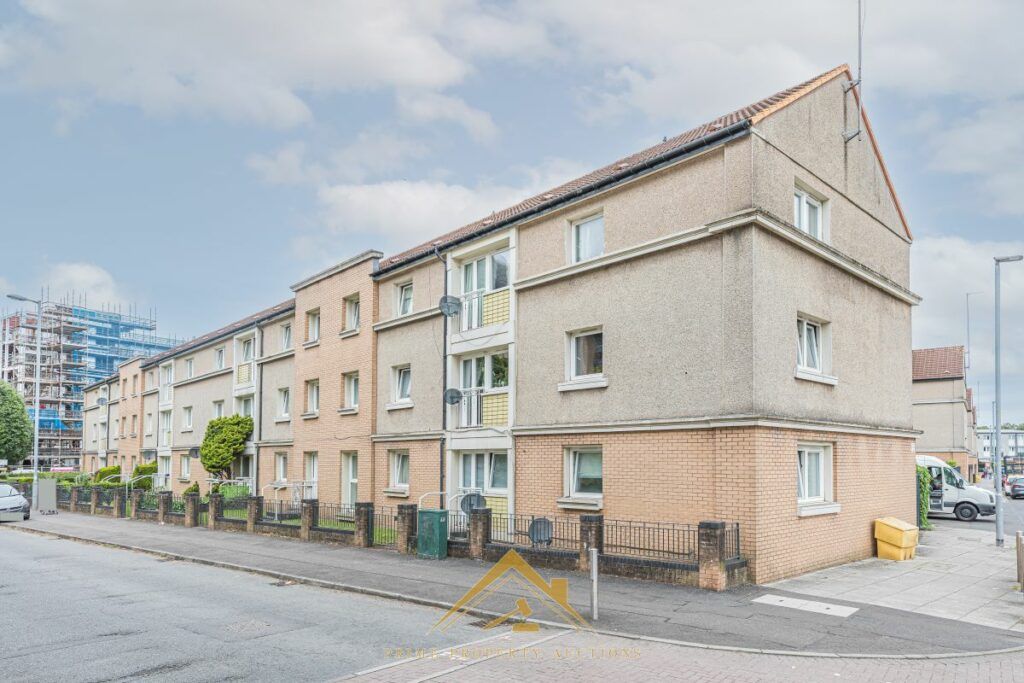 3 bed flat for sale in 79 Commercial Road, Glasgow G5, £120,000