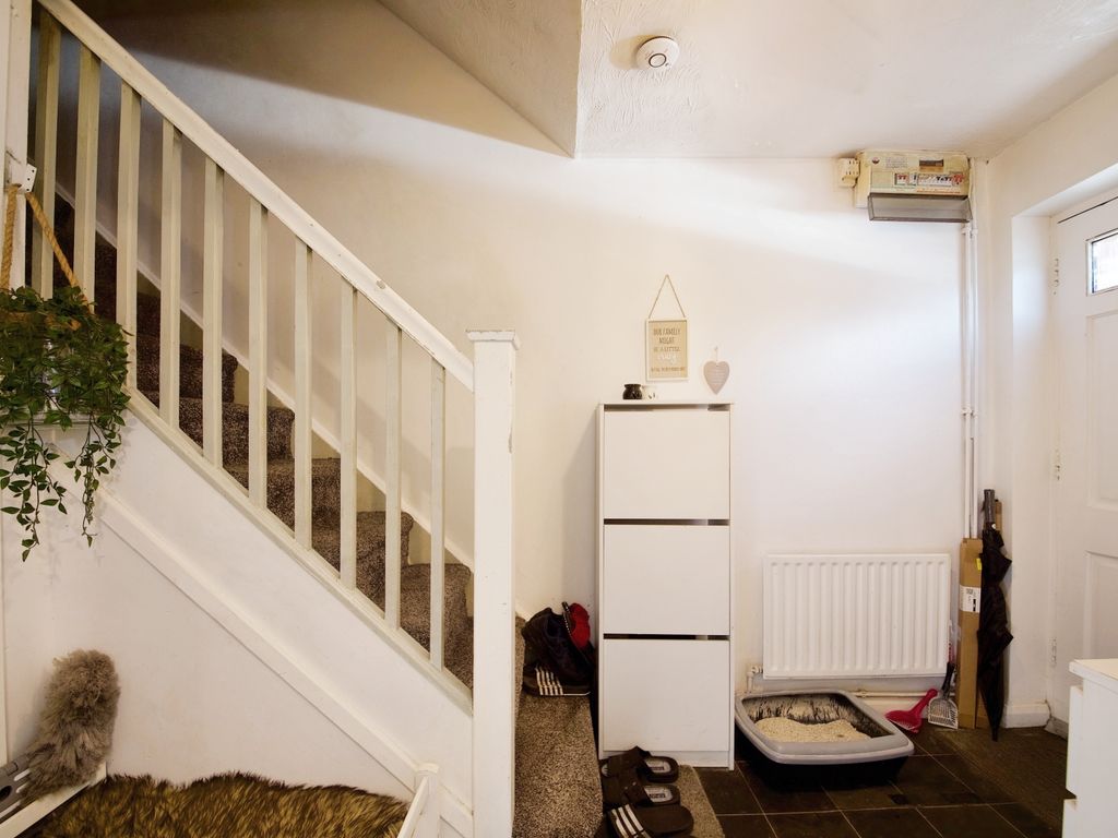 2 bed detached house for sale in Marconi Road, Leyton E10, £375,000