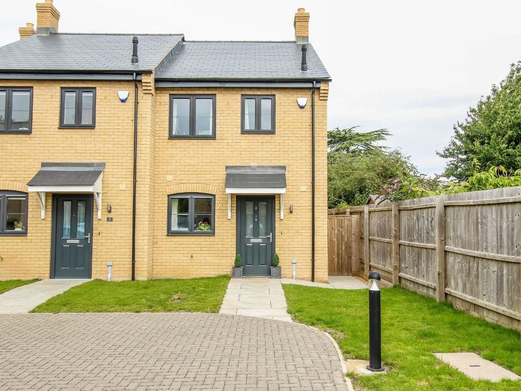 2 bed semi-detached house for sale in Meadow View, Great Shelford, Cambridge CB22, £425,000