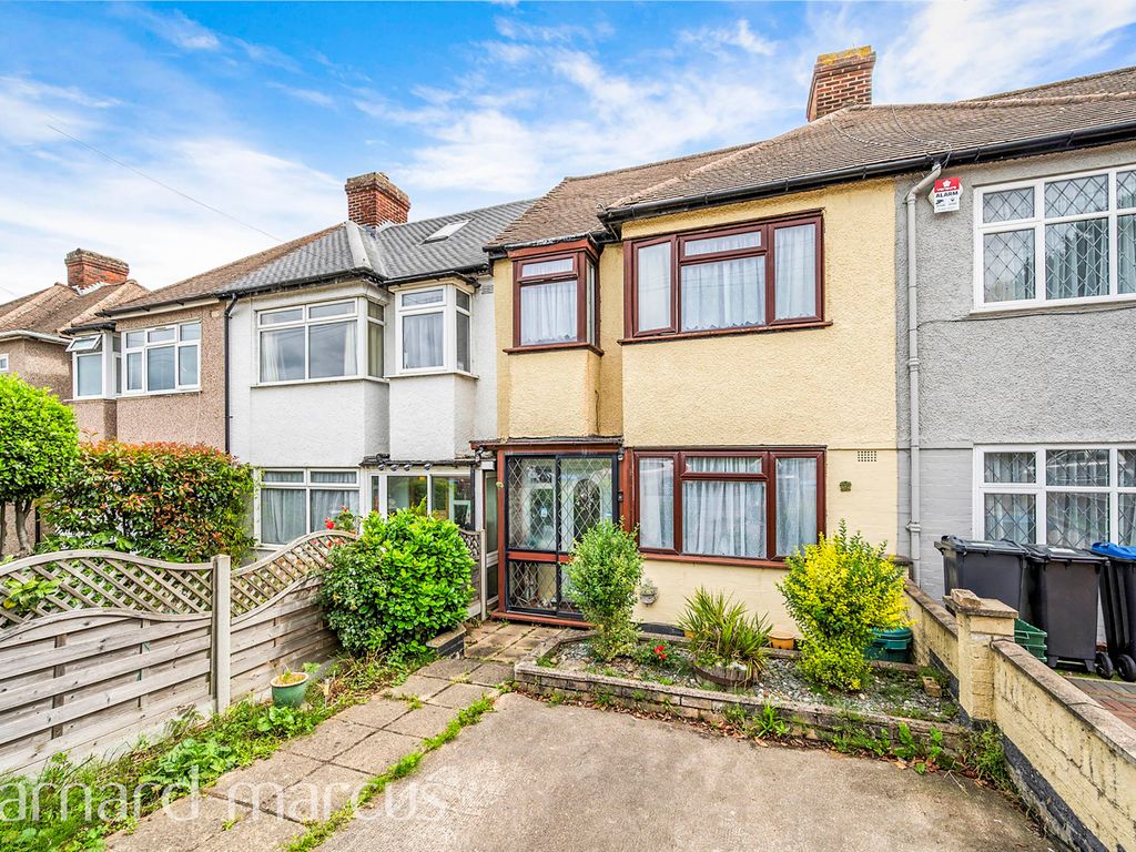 3 bed terraced house for sale in Garth Road, Morden SM4, £475,000