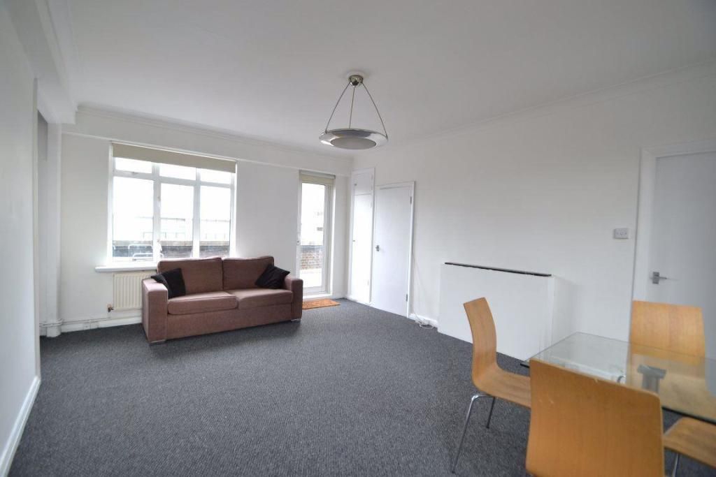 2 bed flat to rent in Euston Road, London NW1, £3,575 pcm