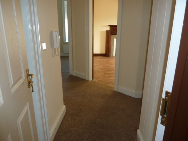 2 bed flat to rent in Market Square, Brampton CA8, £450 pcm