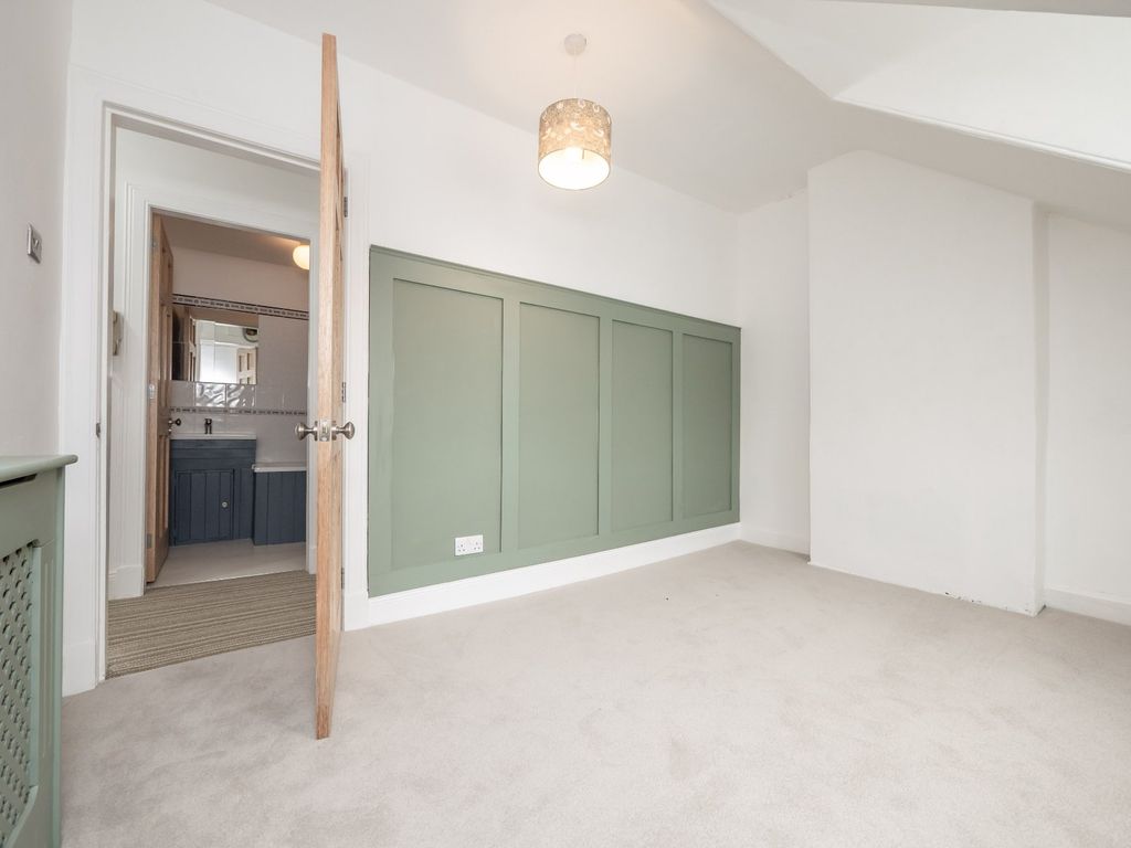 2 bed flat for sale in 4/4 Baxter's Place, East New Town, Edinburgh EH1, £350,000