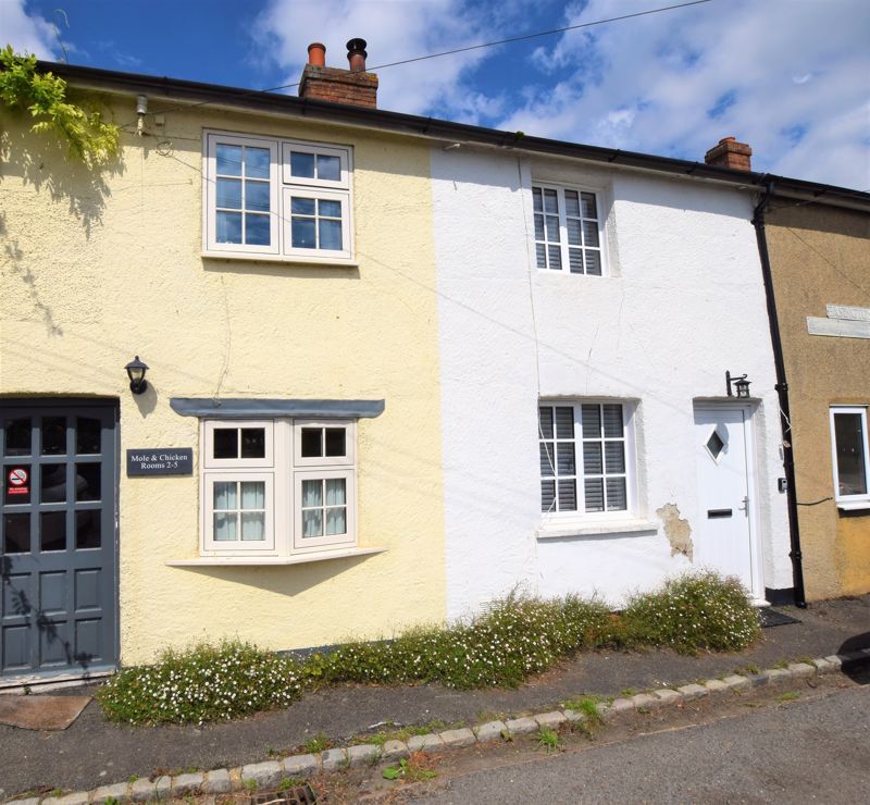 2 bed terraced house to rent in Easington Terrace, Long Crendon, Aylesbury HP18, £1,295 pcm