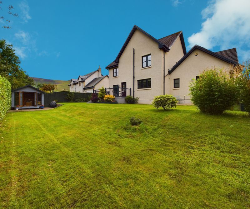 5 bed detached house for sale in Woodilee, Broughton, Biggar ML12, £499,500