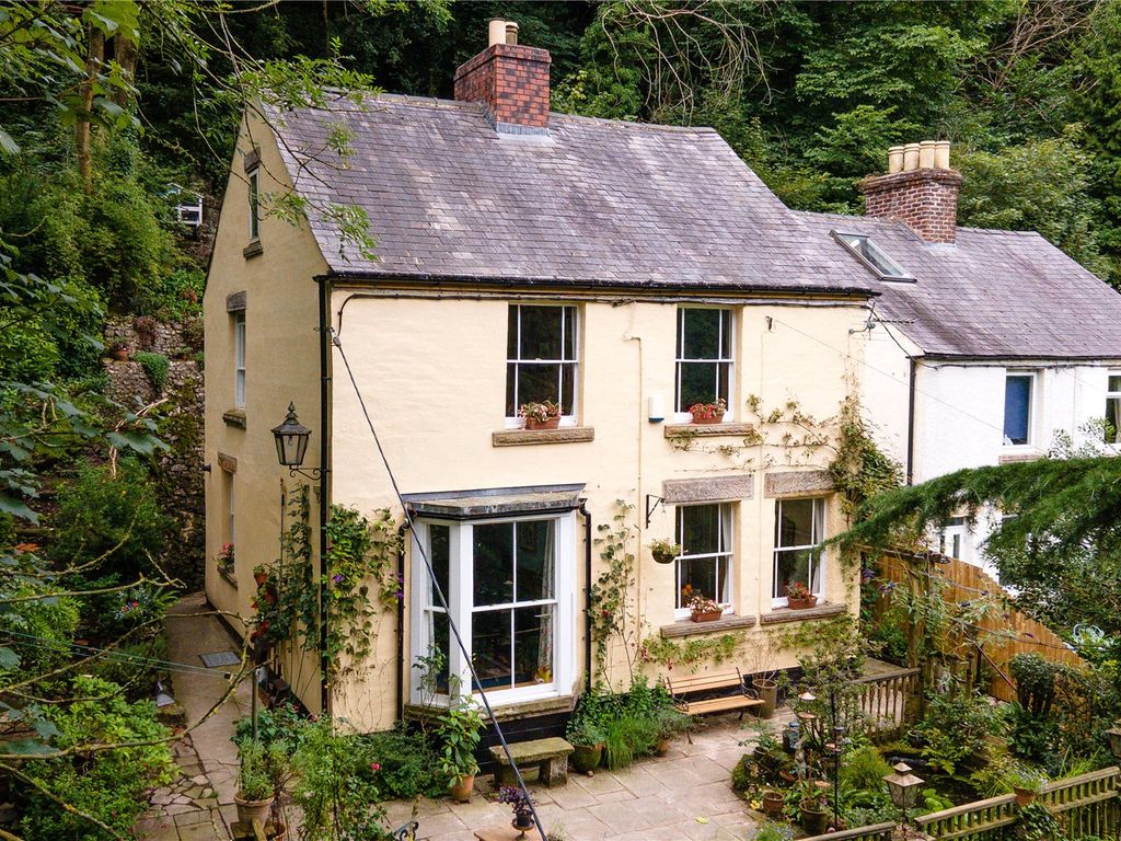 4 bed detached house for sale in Dale Road, Matlock Bath, Matlock, Derbyshire DE4, £450,000