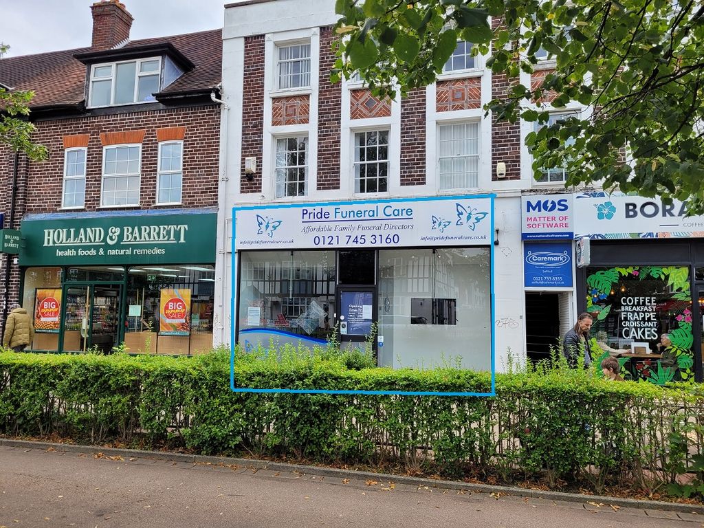 Retail premises to let in Stratford Road, Shirley B90, £25,000 pa
