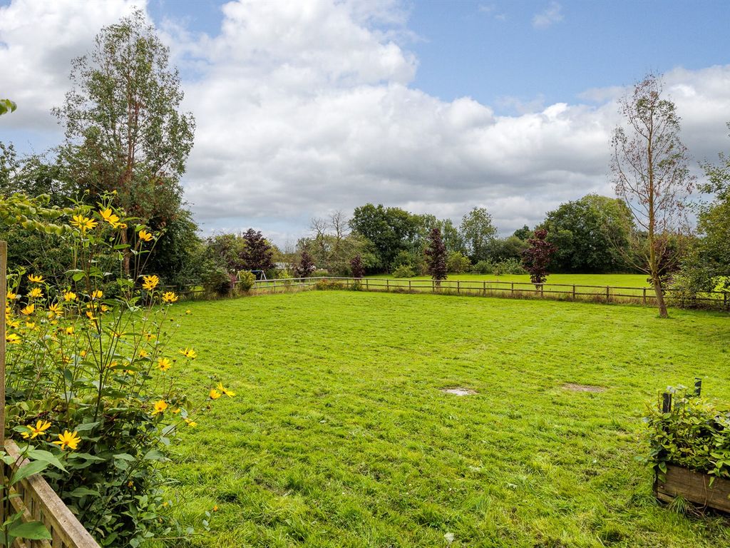 Land for sale in Bunbury Road, Alpraham, Tarporley CW6, £450,000