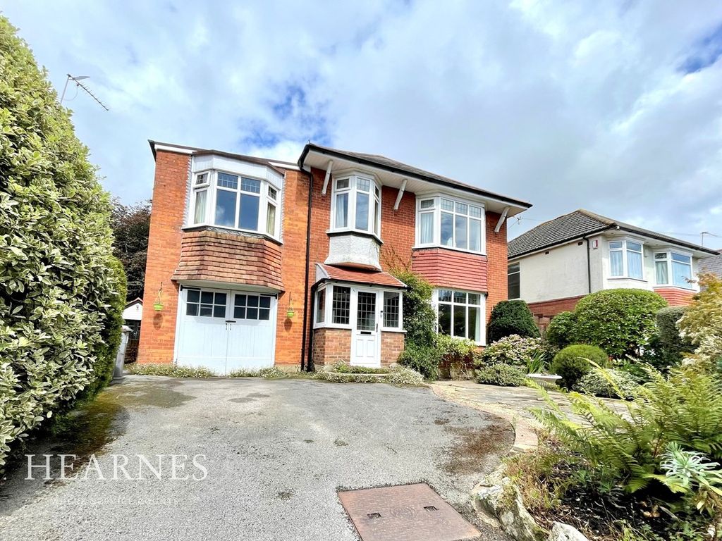 5 bed detached house for sale in Strouden Avenue, Queens Park, Bournemouth BH8, £650,000