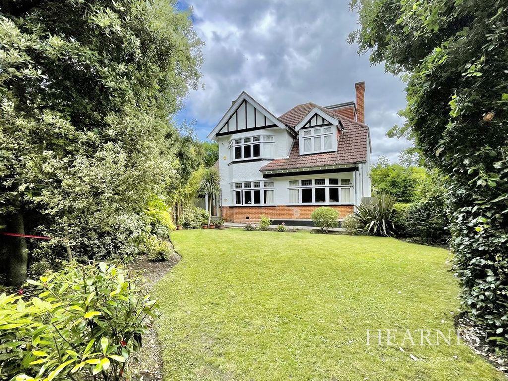 6 bed detached house for sale in Sandbourne Road, Alum Chine, Bournemouth BH4, £2,000,000