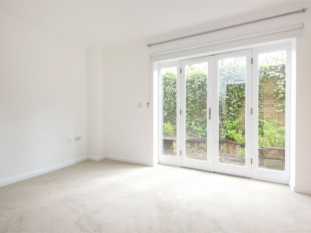 2 bed terraced house for sale in Bocking Street, London Fields, London E8, £800,000