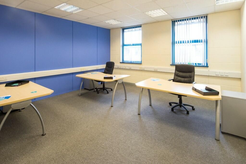 Serviced office to let in Bow Bridge Close, Rotherham S60, £3,972 pa