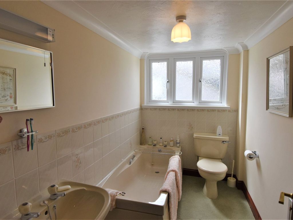 1 bed flat for sale in Penlee Apartments, Esplanade, Fowey PL23, £450,000