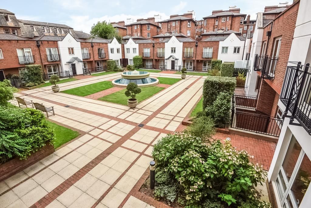 3 bed flat for sale in Templar Court, St Johns Wood NW8, £2,300,000