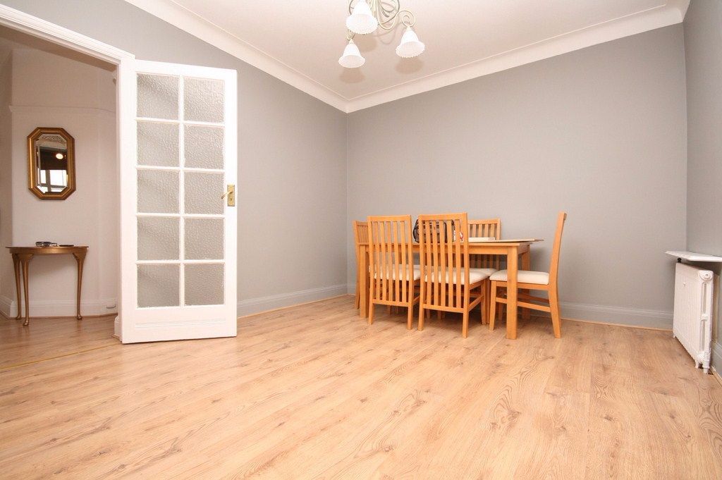 2 bed flat for sale in Vernon Court, Hendon Way, Burgess Hill, Childs Hill NW2, £650,000