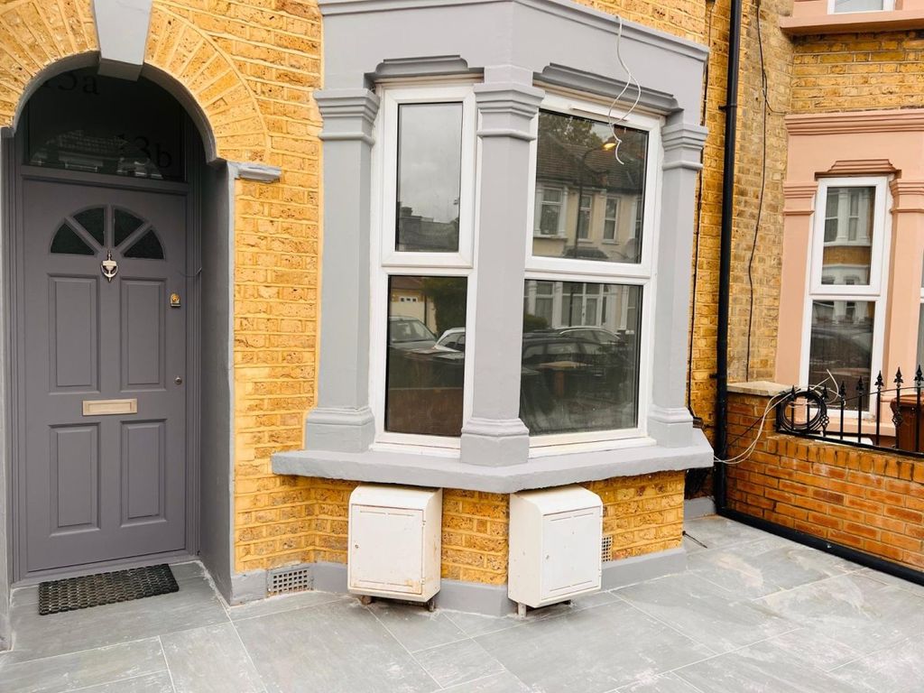 Terraced house to rent in Waterloo Road, London E10, £2,300 pcm