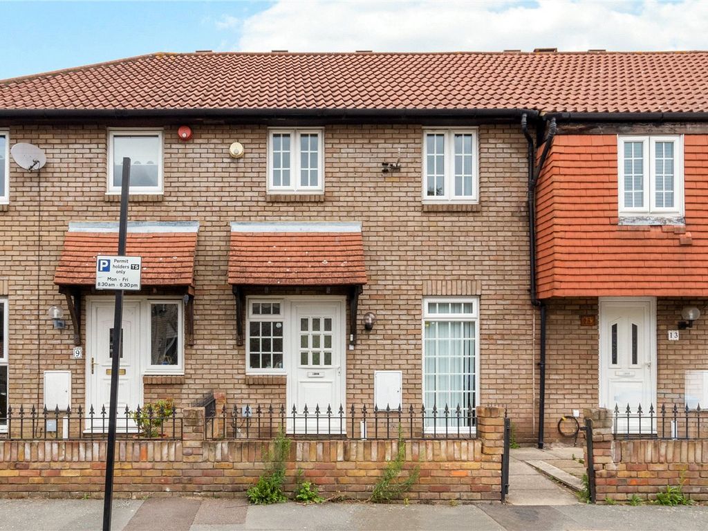 3 bed terraced house for sale in Strathnairn Street, London SE1, £559,000
