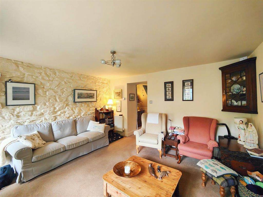 3 bed cottage for sale in Glyn-Y-Mel Road, Lower Town, Fishguard SA65, £328,500