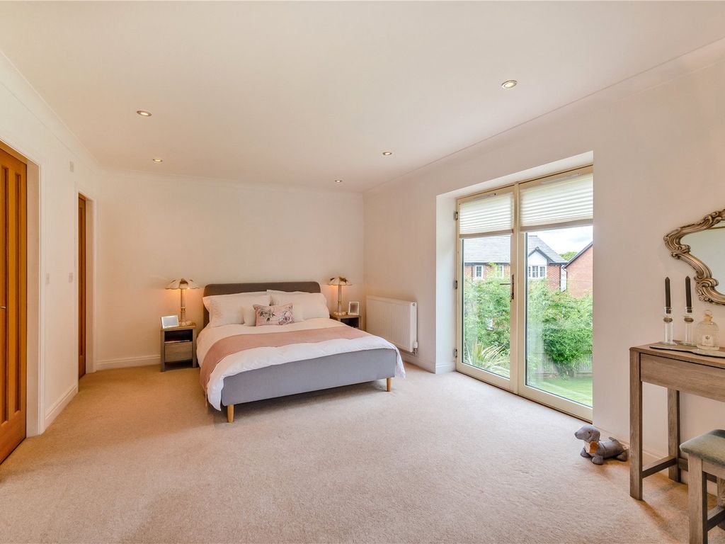 3 bed detached house for sale in Cuddington, Malpas SY14, £750,000