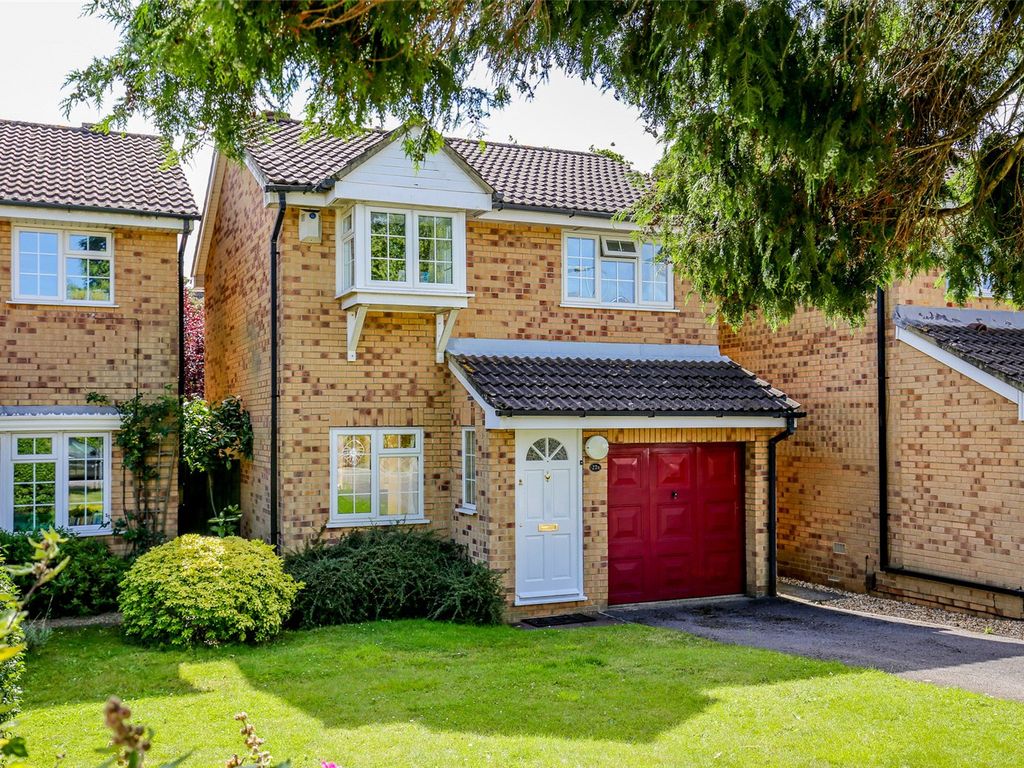 3 bed detached house for sale in Fallodon Way, Bristol BS9, £650,000