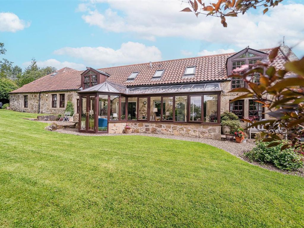 5 bed property for sale in The Shambles, Skivo Farm, Livingston EH54, £575,000