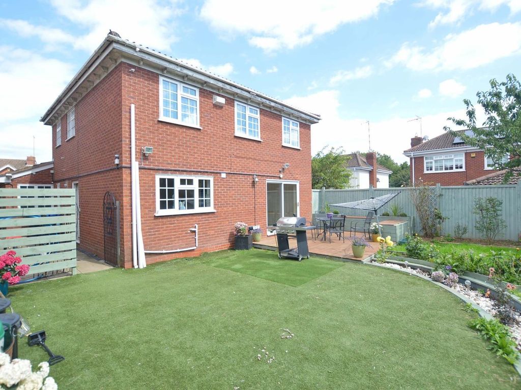 4 bed detached house for sale in Speedwell Close, Rugby CV23, £350,000