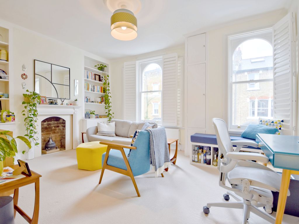 1 bed flat for sale in Chetwynd Road, Dartmouth Park, London NW5, £510,000