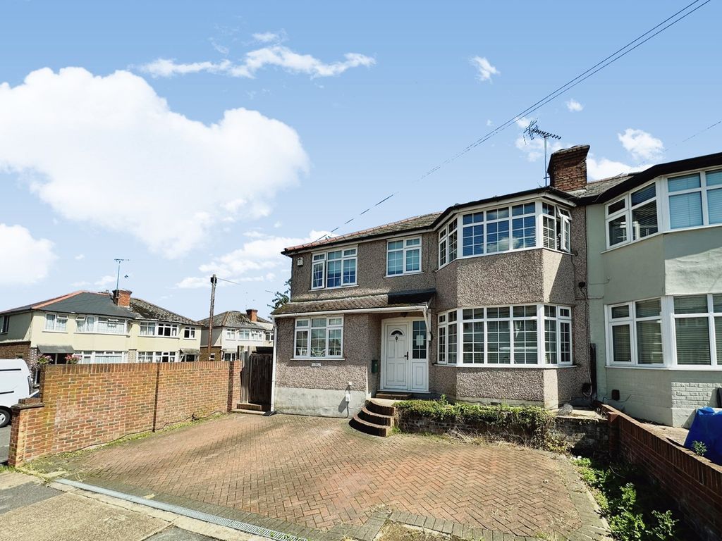 5 bed semi-detached house for sale in Drayton Gardens, West Drayton UB7, £600,000