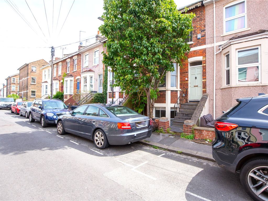 3 bed terraced house for sale in Banner Road, Bristol BS6, £475,000