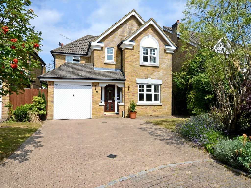 4 bed detached house for sale in Camberley, Surrey GU15, £620,000