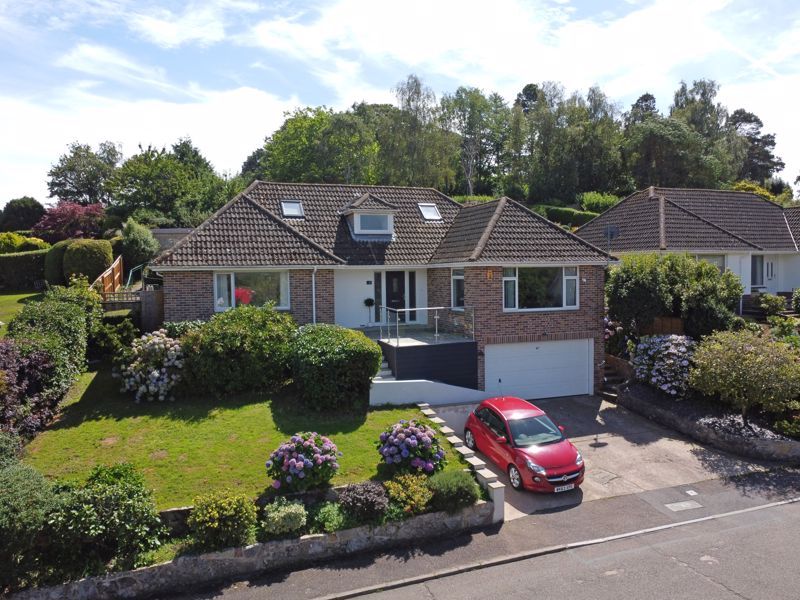 4 bed detached bungalow for sale in Woolbrook Park, Sidmouth EX10, £695,000