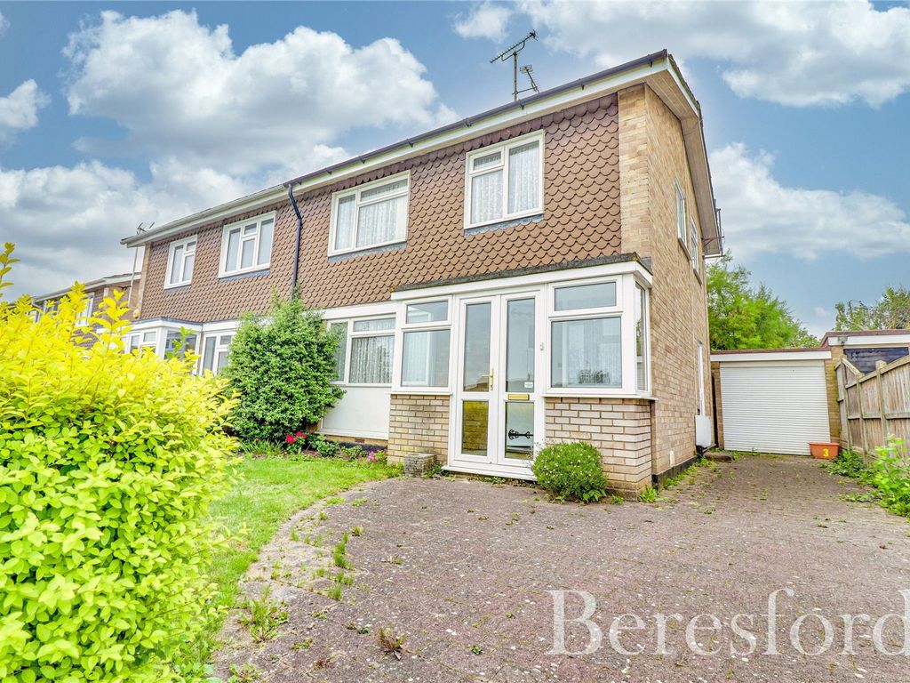 3 bed semi-detached house for sale in Paddock Close, Billericay CM11, £400,000