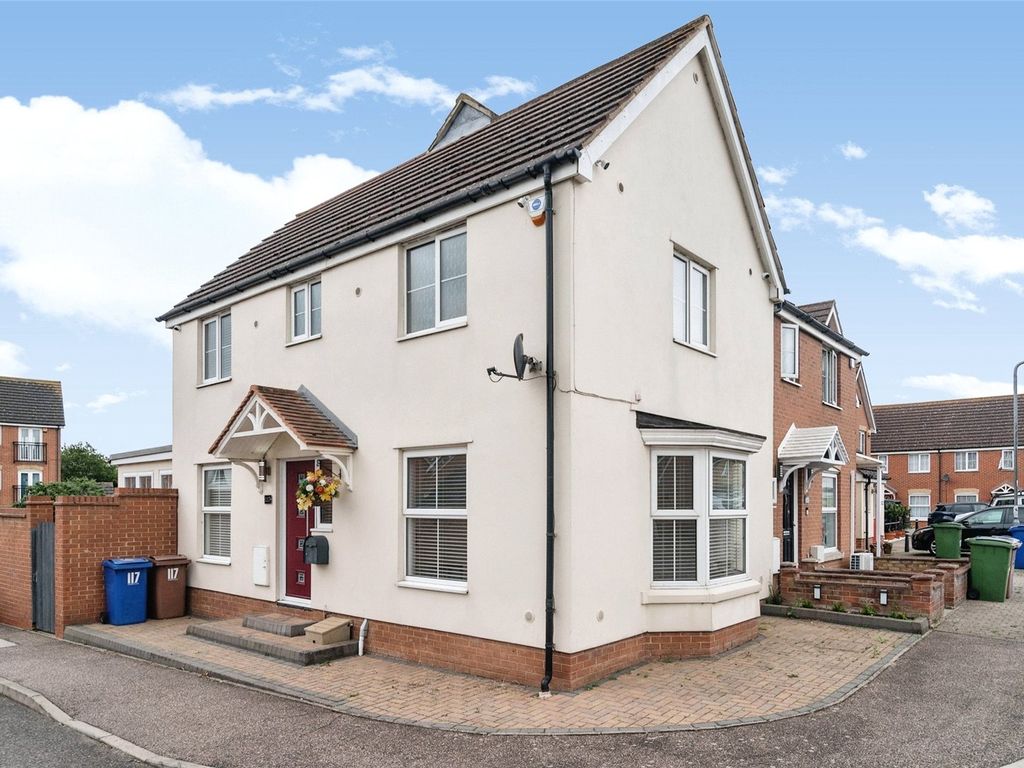 3 bed detached house for sale in Hill House Drive, Chadwell St. Mary, Grays RM16, £375,000