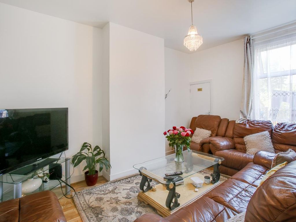 3 bed terraced house for sale in York Road, Acton W3, £700,000