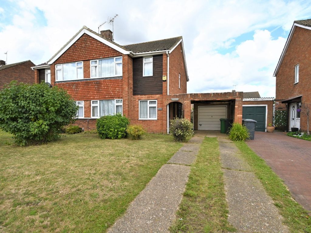 3 bed semi-detached house for sale in Parlaunt Road, Langley, Berkshire SL3, £500,000
